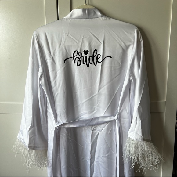 White Bride Robe - Picture 3 of 6